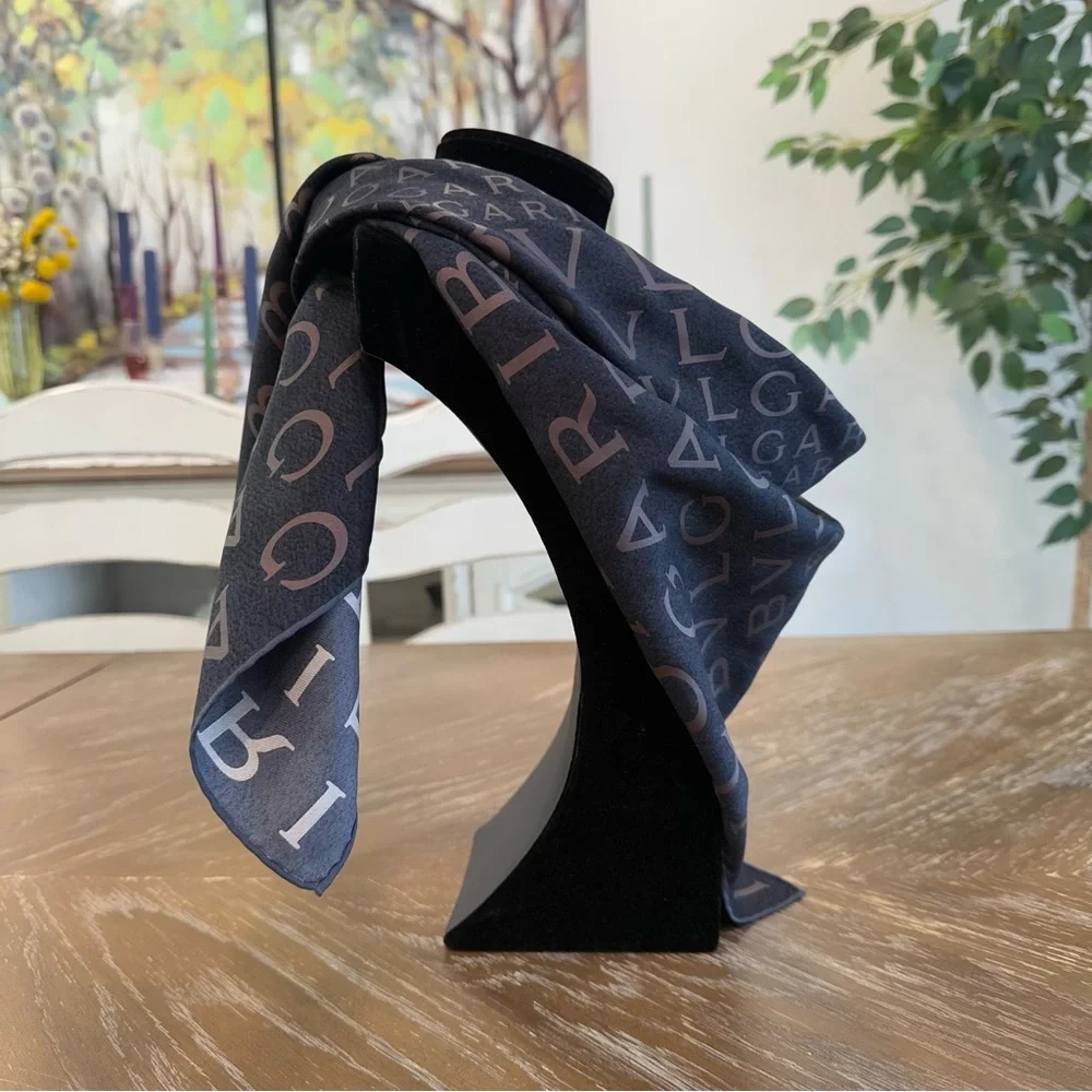 Authentic Bvlgari Scarf - Picture 3 of 9